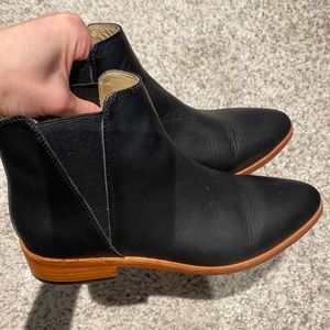 Nisolo classic chelsea boot